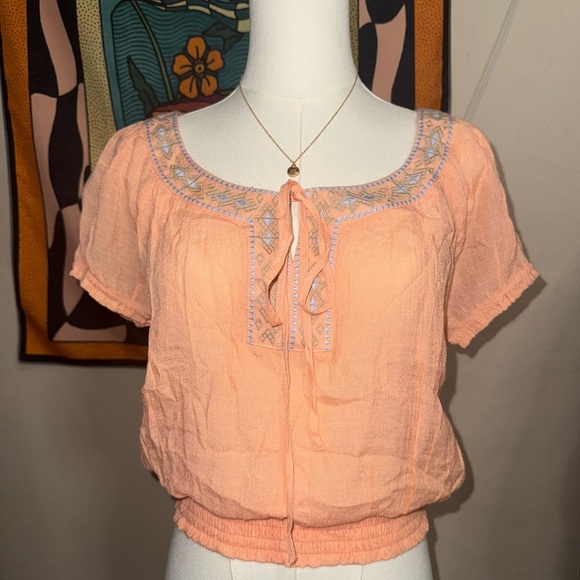 Blu Pepper Top - Picture 2 of 7